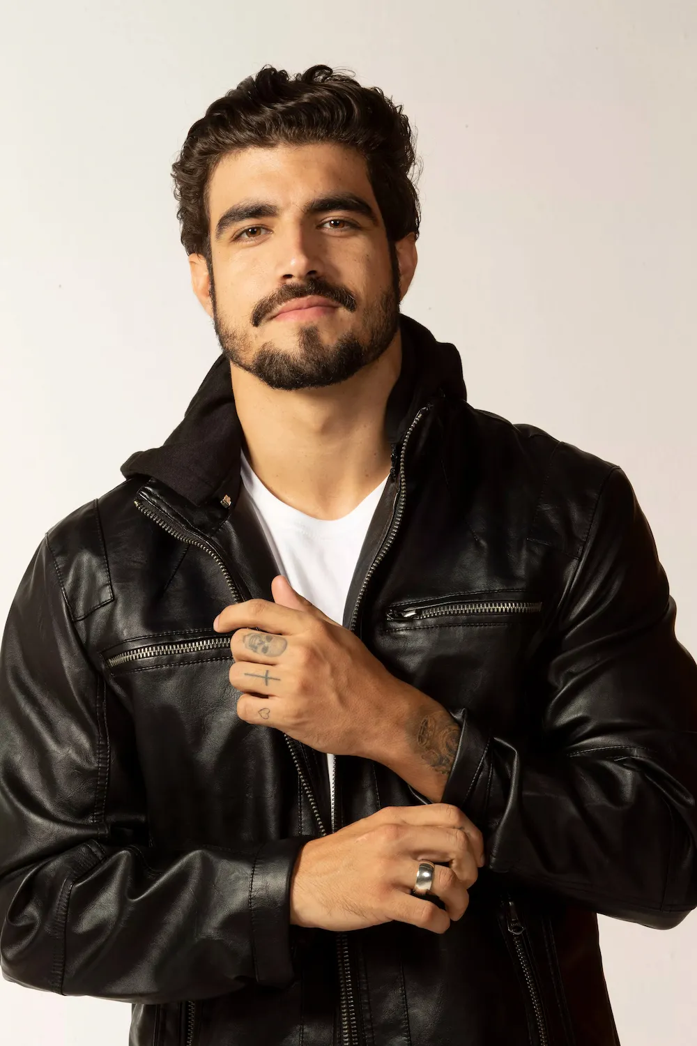 Caio Castro